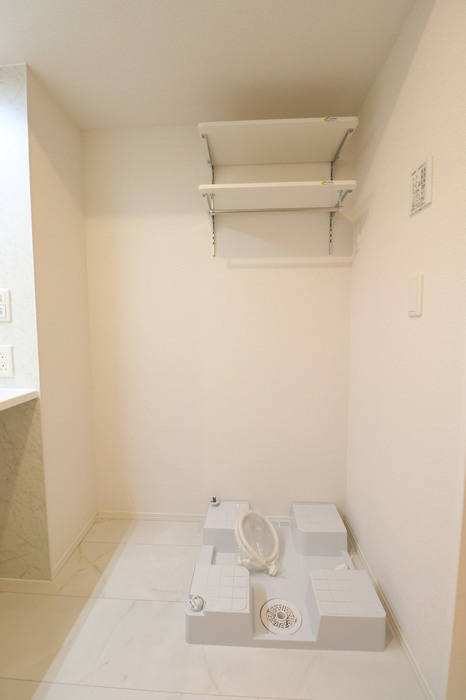 アベニール大倉山の設備|洗濯機置き場