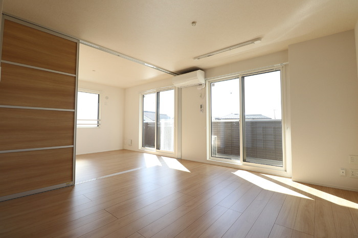 アベニール大倉山の内装|ＬＤＫ１２．６帖 洋室