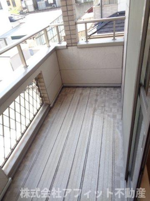 【バルコニー】 | グローリア | 東向き　
