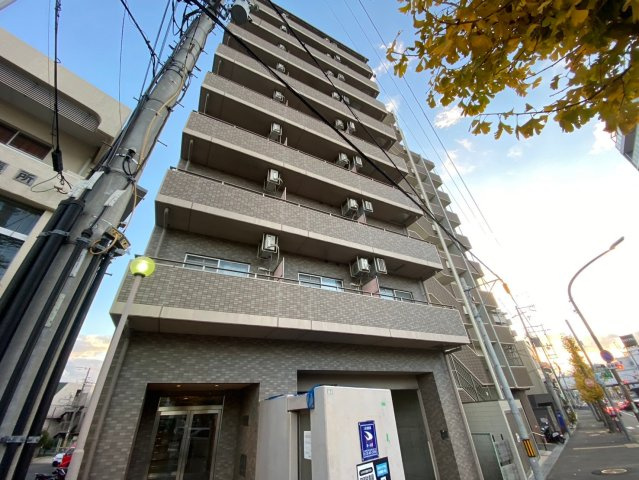 フローライト蛍池の外観