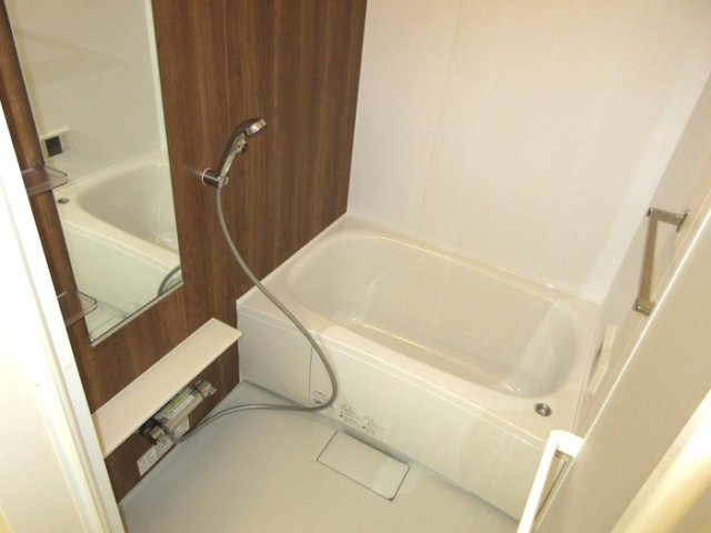 アンジュール高島平Ⅰの浴室