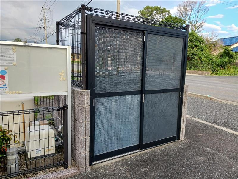 ごみ置場