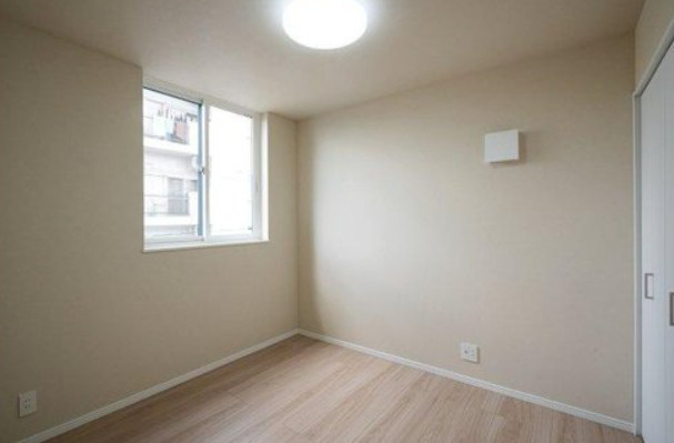 川東町　新築戸建の洋室|洋室約4.8帖