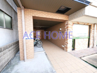 【エントランス】 | エレガンスレイヴ