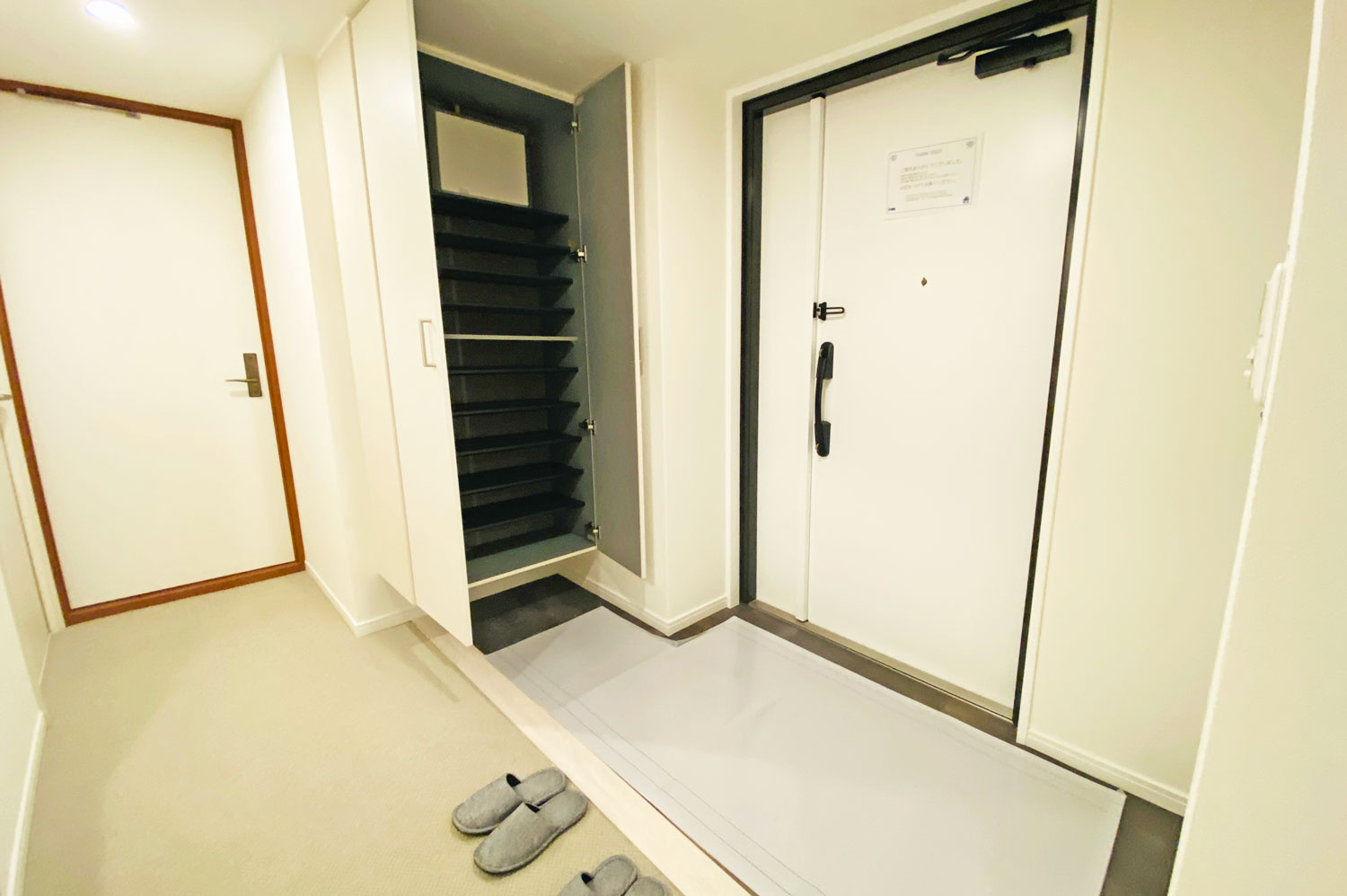 須磨パークヒルズC棟の玄関|玄関