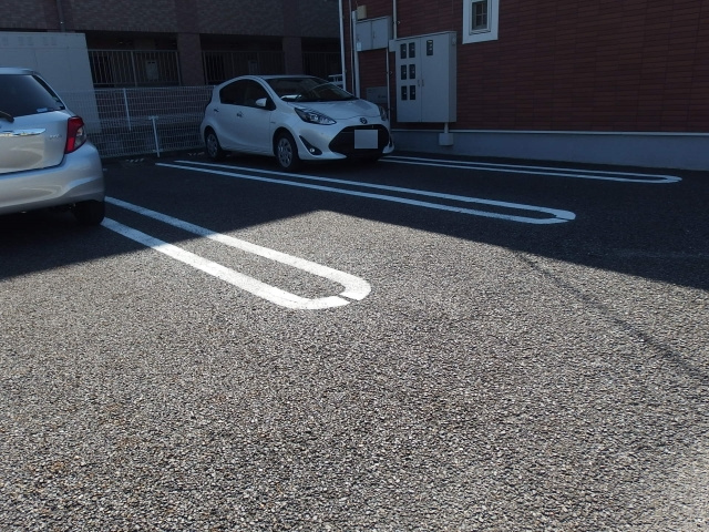 ドリーム大平の駐車場