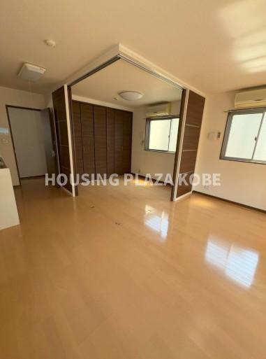 オルテンジア須磨の居間・リビング