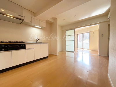 【居間・リビング】 | M's PORT | 南西向きで日当たり良好♪