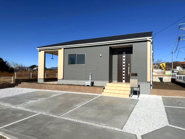 リーブルガーデンＳ第11　前橋市富士見町時沢　４号棟（平屋）の外観|角地で陽当たり良好！デザイン性のある平屋にすみませんか☆