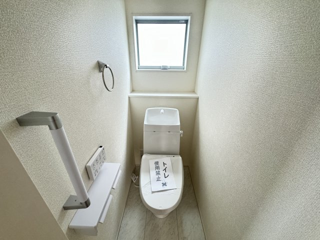 リーブルガーデンＳ第11　前橋市富士見町時沢　４号棟のトイレ|トイレ2です。清潔感のある白を基調としています。