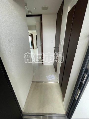 CREAL premier浅草橋の玄関