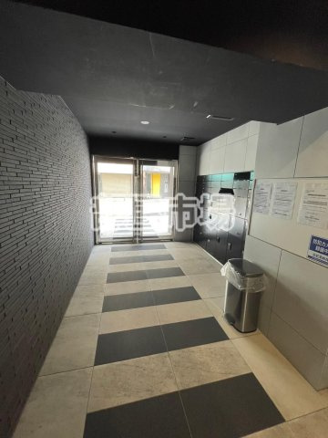 CREAL premier浅草橋のロビー