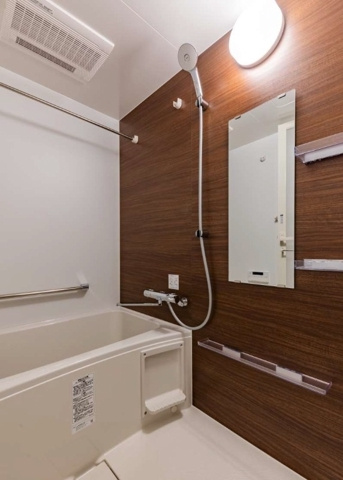 CREAL premier浅草橋の浴室