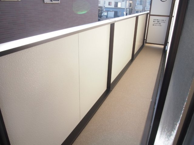 未来樹参号棟のバルコニー