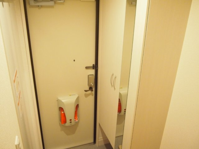 未来樹参号棟の玄関