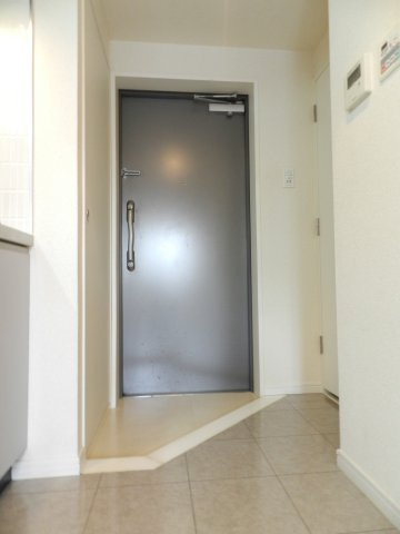 【玄関】 | CYNTHIA FOUR-D GOTANDA-WEST