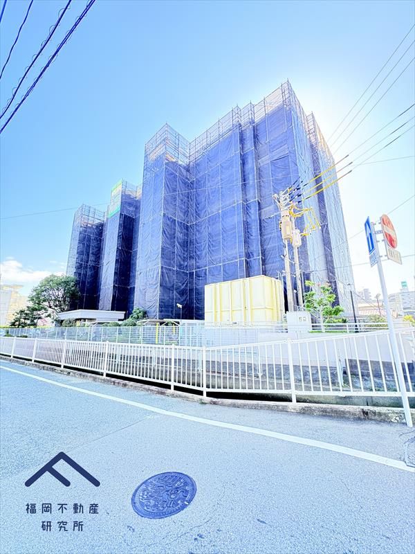 和白ガーデンハウスの外観