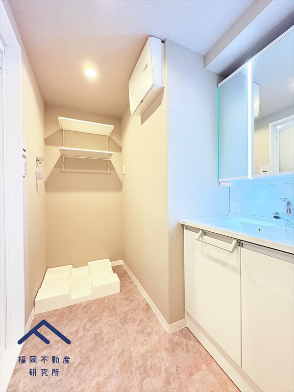 和白ガーデンハウスの独立洗面台