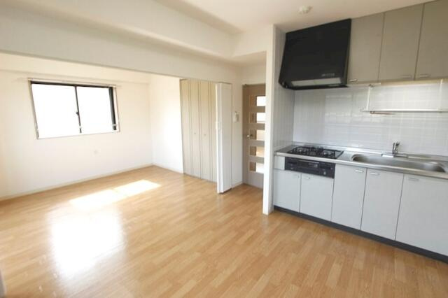 リヴァージュ新横浜の居間・リビング