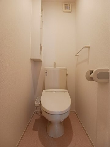 東大阪市吉田３丁目のアパートのトイレ|落ち着いたトイレです