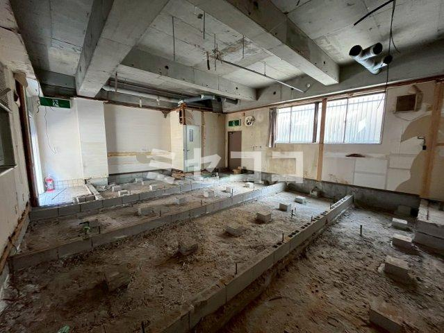 ロイヤル住之江の内装