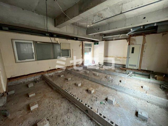 ロイヤル住之江の内装