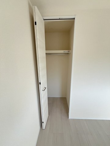 【収納】 | 糸島市加布里5丁目第8　1号棟（全2棟）【仲介手数料無料・0円】 | 現地写真。