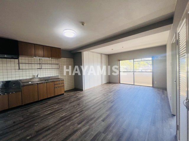 東長崎ハイツの居間・リビング