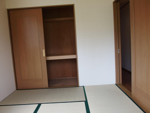 ドエルマルシェＥの収納