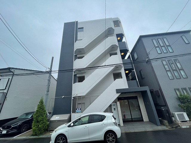 隆和の外観