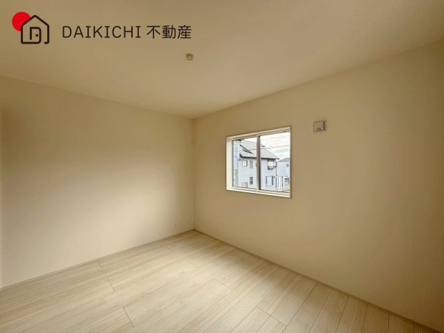 【洋室】 | 久喜市本町5丁目3期　新築戸建　全2棟　2号棟