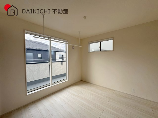 【洋室】 | 久喜市本町5丁目3期　新築戸建　全2棟　2号棟