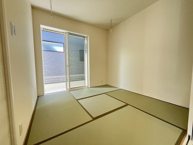 【和室】 | 糸島市加布里5丁目第8　2号棟・平屋（全2棟）【仲介手数料無料・0円】 | 現地写真。