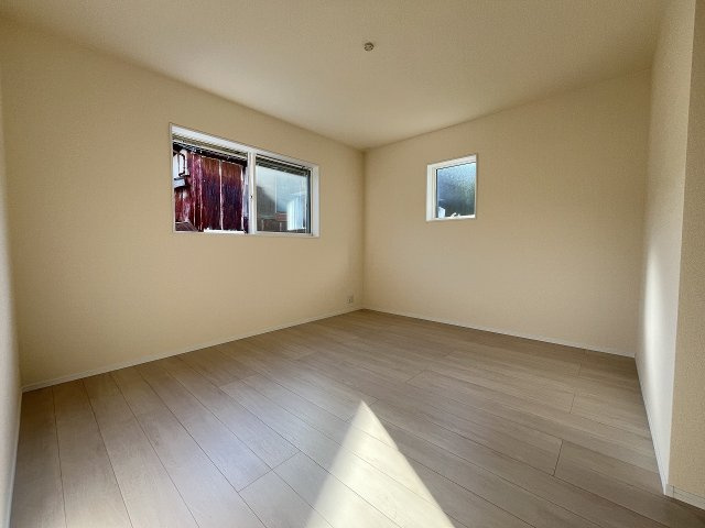 【寝室】 | 糸島市加布里5丁目第8　2号棟・平屋（全2棟）【仲介手数料無料・0円】 | 現地写真。