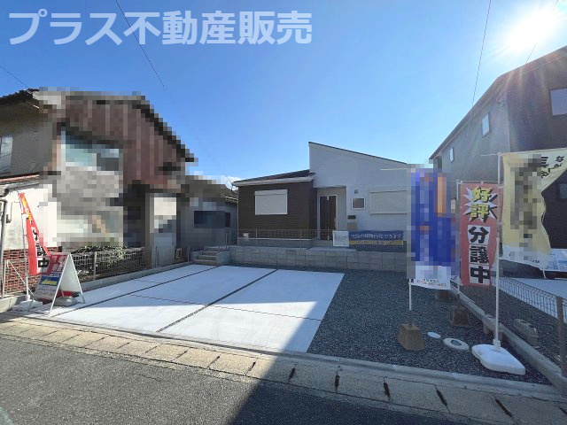 【外観】 | 糸島市加布里5丁目第8　2号棟・平屋（全2棟）【仲介手数料無料・0円】 | 現地写真。プラス不動産販売なら、現場の全ての棟をまとめてご見学頂けます。