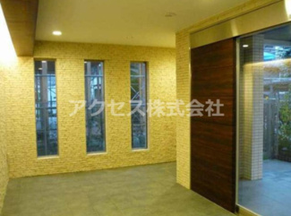 【エントランス】