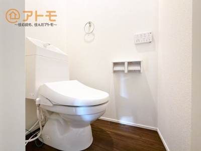 【トイレ】 | 駿東郡清水町徳倉第1期　新築戸建　2号棟 | ２つトイレがあるので朝も混みあわずに使うことができます！