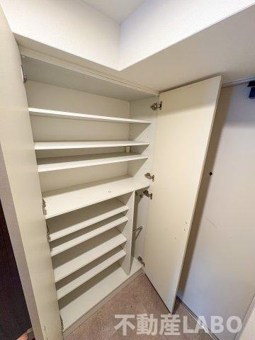 エステムコート難波Ⅶビヨンドの収納