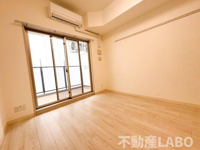 エステムコート難波Ⅶビヨンドの洋室