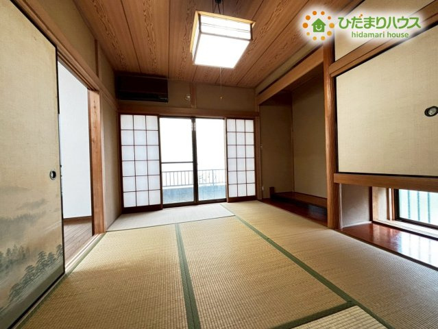 吉見町御所　中古一戸建ての和室