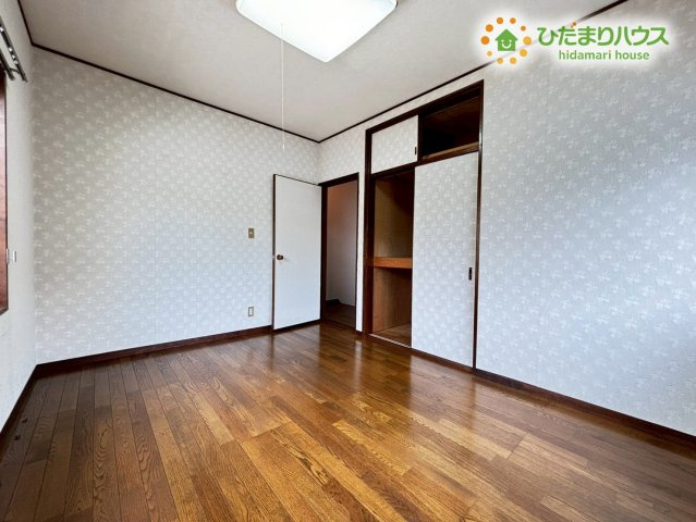 吉見町御所　中古一戸建ての洋室