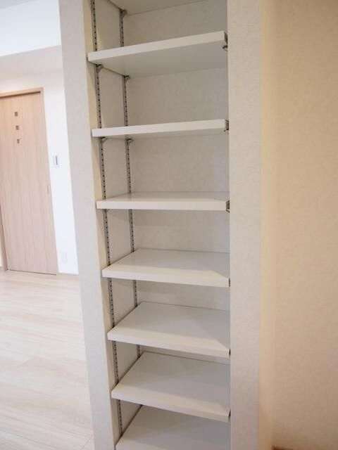 ルーブル両国弐番館の収納