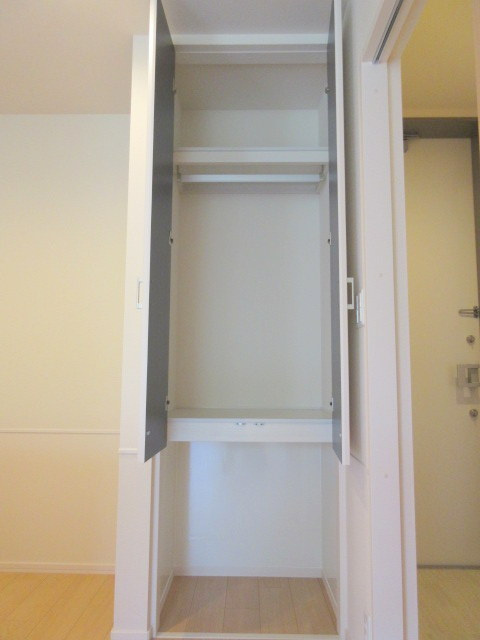 グランソレイユ本牧の収納|収納下部はペットスペースして使えます