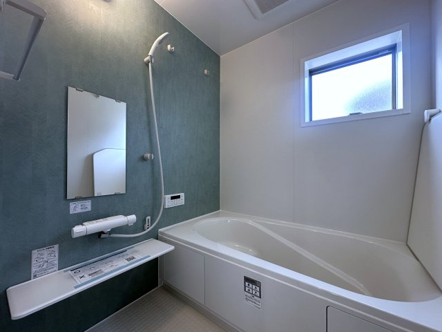 明石市朝霧町1丁目新築戸建の浴室