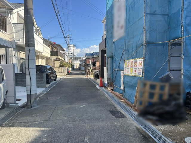 明石市朝霧町1丁目新築戸建の前面道路含む現地写真|2025年10月16日撮影