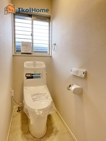 神戸市西区樫野台4丁目　中古戸建のトイレ|【ホームページに現地動画掲載中】●年中無休：当日予約可●トイレは新調されております。