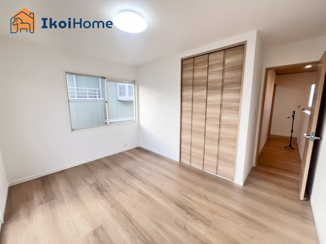 神戸市西区樫野台4丁目　中古戸建の子供部屋|【ホームページに現地動画掲載中】●年中無休：当日予約可●収納が多く季節ものの家電も収納可能