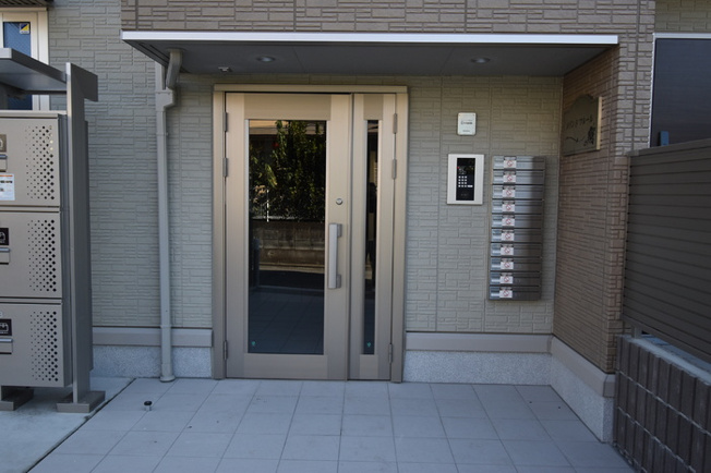 【エントランス】 | メゾン　ド　フルール　