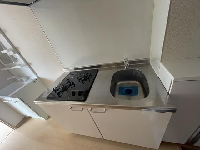 Lara Franc本所蔵前のキッチン