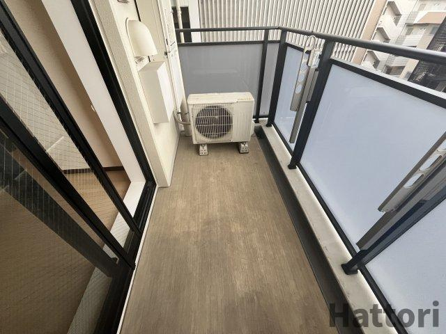 S-FORT江坂垂水町のバルコニー